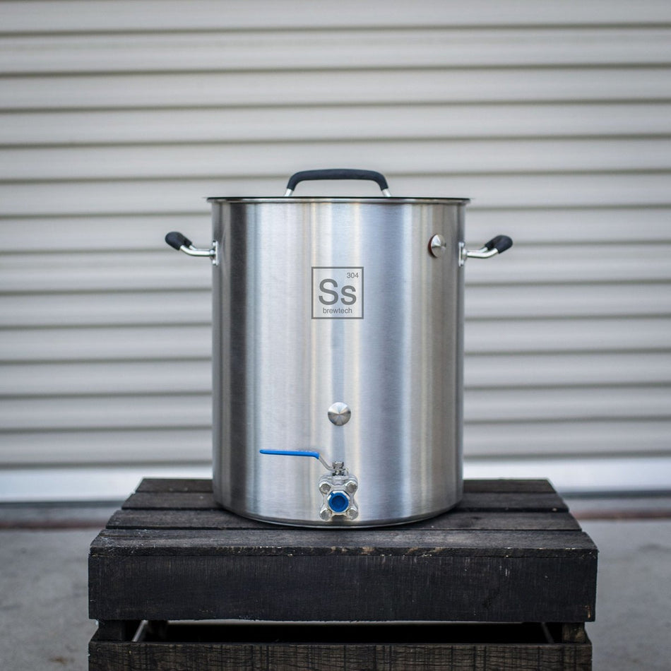 Ss Brewtech 10 Gallon Stainless Steel Homebrewing Brew Kettle with Tri-Clad Bottom